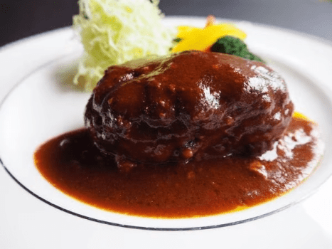 にいがた和牛ハンバーグ。濃厚な旨味と柔らかさを存分に味わえる、贅沢なハンバーグです。 にいがた和牛ハンバーグ。濃厚な旨味と柔らかさを存分に味わえる、贅沢なハンバーグです。