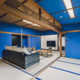 本間のソファーでは時間を忘れてお寛ぎ頂けます