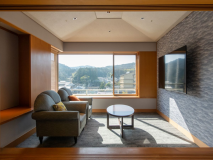 2023.2リニューアル＜禁煙＞最上階和室【12.5畳】窓際スペース