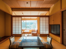 最上階客室【和室12.5畳+和室8畳】　次の間New