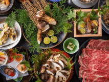 季節の会席 松茸と国産牛のすき焼き<食べ放題> 季節の会席 松茸と国産牛のすき焼き<食べ放題>