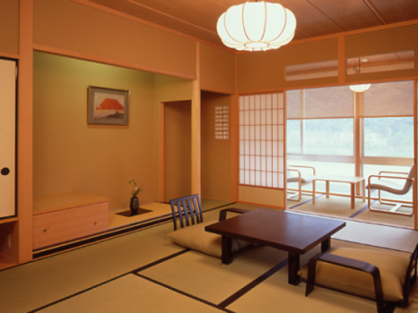 【喫煙可】≪長良川側≫和室8畳（バス・トイレ付）