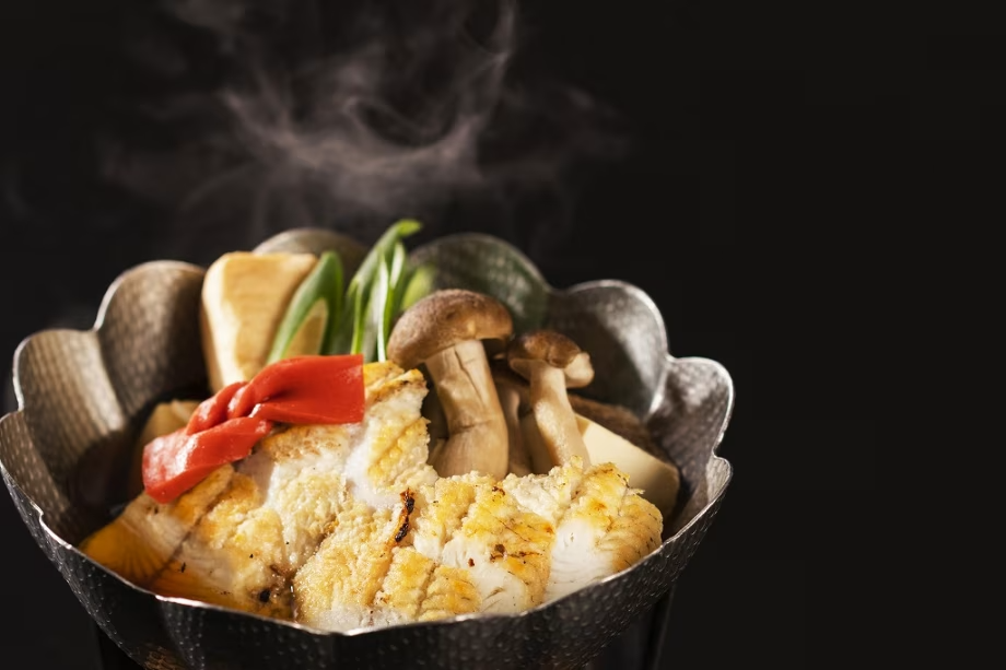 滋賀の郷土料理「鰻のじゅんじゅん鍋」（イメージ）