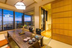 「이그제큐티브 사토야마 일본식 방」노천탕이 있는 객실(예) 「이그제큐티브 사토야마 일본식 방」노천탕이 있는 객실(예)