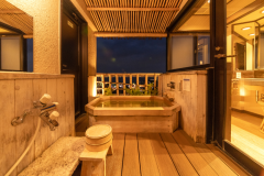 노천탕이 딸린 이그제큐티브룸 "사토야마 화양실"<다다미와 양실> 노천탕이 딸린 이그제큐티브룸 "사토야마 화양실"<다다미와 양실>