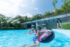 夏季営業！ガーデンプール（9：30～16：30 営業）