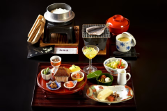 Japanese style meal (image)