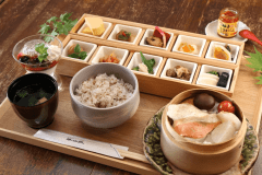 琵琶湖一望の絶景カフェで特別な和食ランチを『レイクビュー ヘルシー蒸籠ランチ』（イメージ）