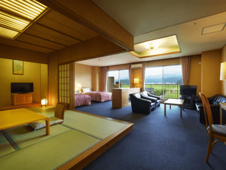 【和洋室】６帖和室＋ツインベッド洋室