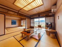 【大型和室】２４帖または１０帖＋ツインベッド（バスなし）