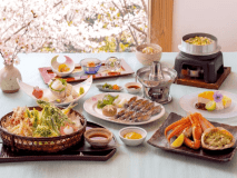 【期間限定】白えび　ホタルイカ　山菜　紅ズワイガニ　海と山の幸を味わうフルコース「富山春の味覚膳」