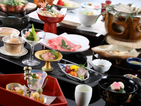 当館自慢の会席料理です