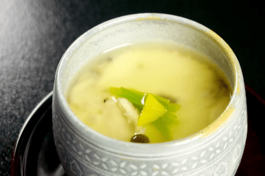 （料理例）鰻羽二重蒸し　※時期によって提供のない場合あり