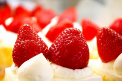 ホールケーキで記念日をお祝い♪