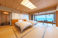 ツインベッド+和室6畳