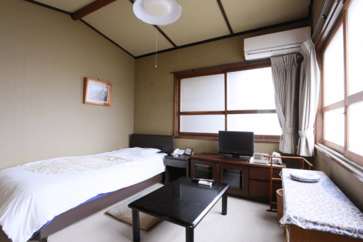 【本館】小部屋（1室1名様まで）※禁煙