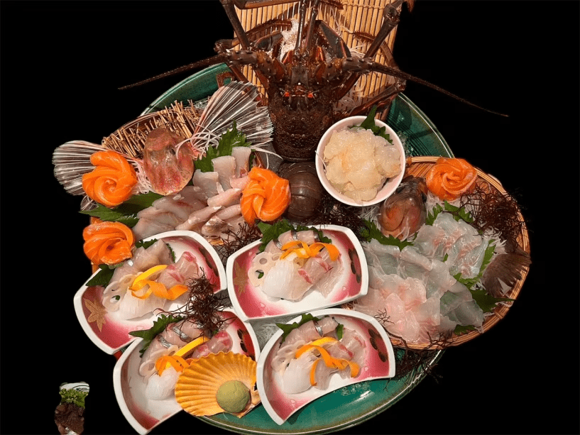 【料理長おすすめプラン】プレミアム《夕食個室》（伊勢海老・天然魚・あわび）〈家族湯利用付〉