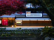 EARLY DISCOUNT30// BREAKFAST INCLUDED (Western style) EARLY DISCOUNT30// BREAKFAST INCLUDED (Western style)