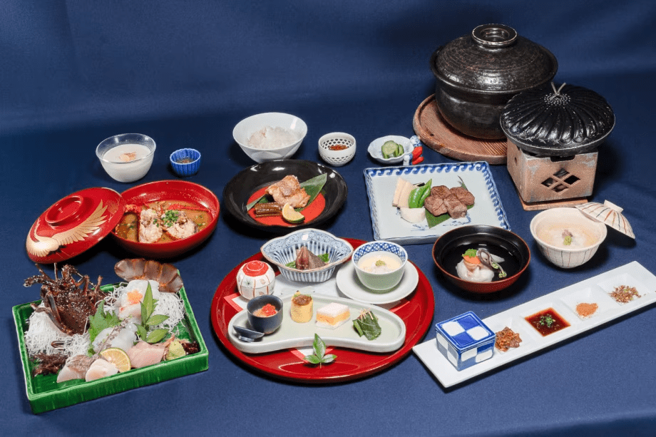 料理長厳選・至福の一席&rdquo;宝満会席&rdquo;※写真は3月料理です