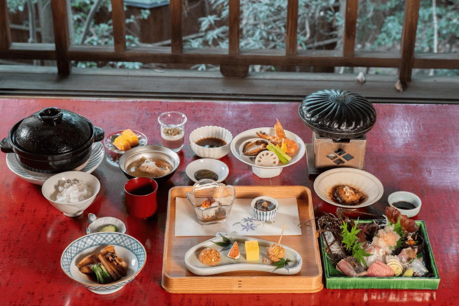 【事前カード決済限定/返金不可】夕朝食付プラン【料理長厳選・至福の一席”宝満会席”】 【事前カード決済限定/返金不可】夕朝食付プラン【料理長厳選・至福の一席”宝満会席”】