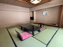 【期間限定　12.5帖和室】懐かしい雰囲気のレトロ和室