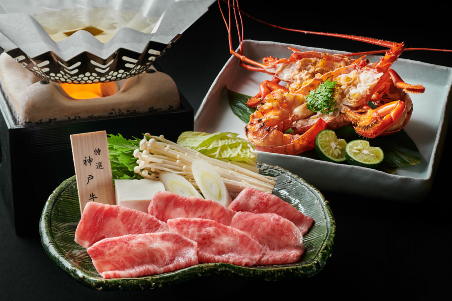 A5等級神戸牛しゃぶしゃぶと国産伊勢海老を加えた、豪華なお料理コース