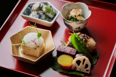 【限日期】一晚两餐含住宿 - 网络专属优惠价格 - （每日2组，退房时间10点）