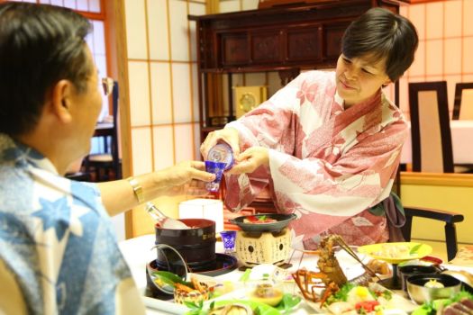 美味しい食事とお酒で穏やかなひとときを