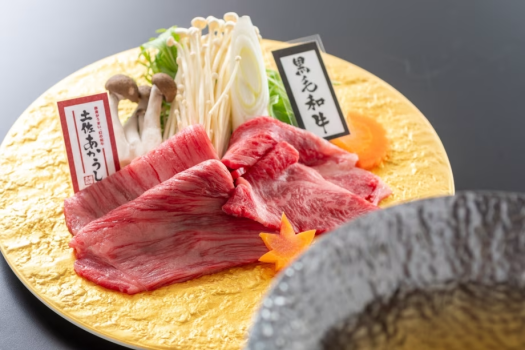 【和牛食べ比べ】赤身の旨味が濃厚な幻の和牛土佐あかうしとジューシーな黒毛和牛をしゃぶしゃぶで食べ比べ