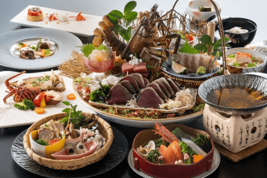 【旬彩物語／朧月コース】ぷりぷりの伊勢海老姿造りや四万十牛希少部位の食べ比べなど匠の技で綴る土佐の春