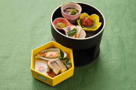 【前菜】本川献上手箱きじつみれやウツボぬた味噌、高知県産茗荷子持ち揚げなど冬の土佐を満喫。