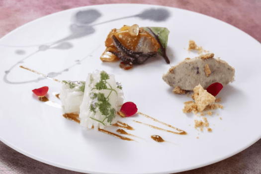 【オードブル】高知県産のれそれと室戸産天然ムール貝、豚リエットで高知の恵みを三重奏でご堪能。