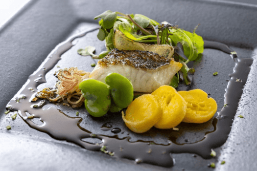 【家喜物】旬魚の味わいとさっぱりとした特製和風レモン創酢が絶妙な逸品は旅の疲れを癒す一品