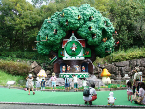 「トリップアドバイザーの口コミで人気！日本の動物園ランキング ２０１９」で第１位に選ばれた、人気の動物園。
