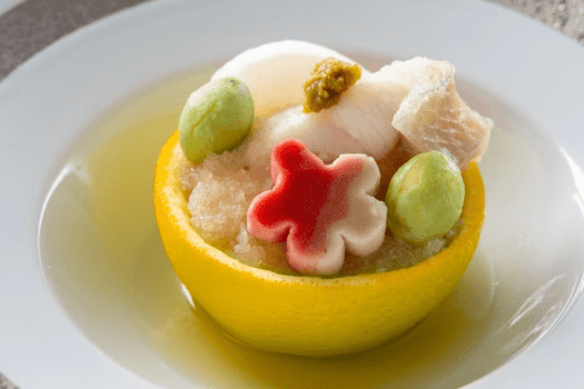 【本クエ柚子釜蒸し】旬の本クエが持つ豊かな脂と旨味を柚子釜の芳醇な風味と優しく包み込む蕪餡で仕立てた逸品 【本クエ柚子釜蒸し】旬の本クエが持つ豊かな脂と旨味を柚子釜の芳醇な風味と優しく包み込む蕪餡で仕立てた逸品