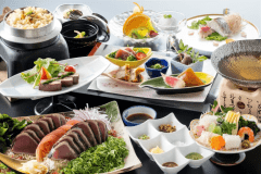 【旬彩物語／春風コース】初鰹の藁焼きタタキ7種味比べ！乙女鯛天日塩蒸しに和牛ローストなど土佐を堪能