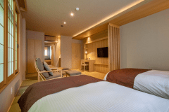 本館客室スタンダードツイン【 302 号室 】