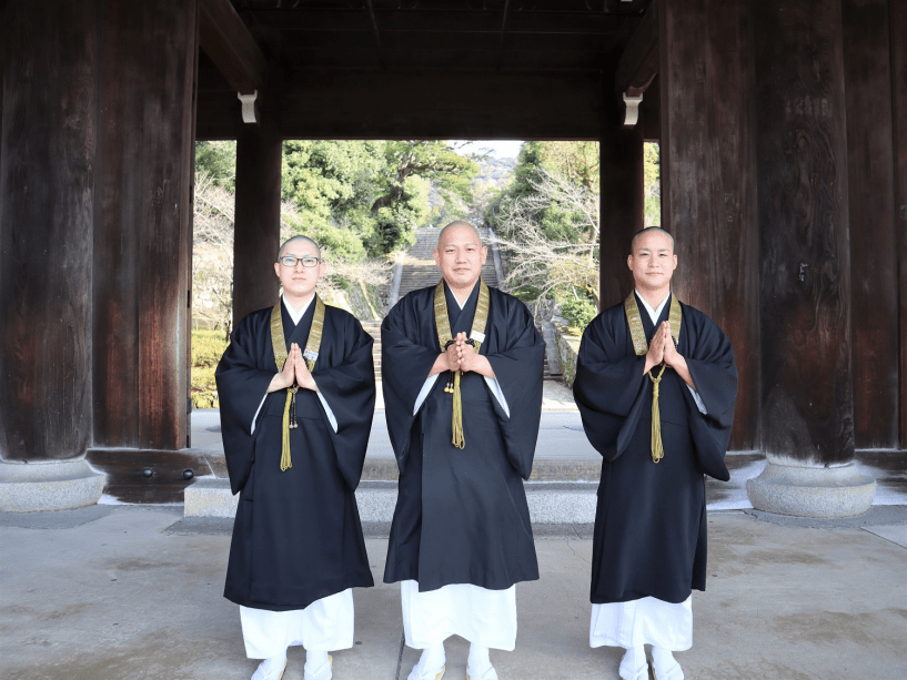 知恩院境内参拝ツアープラン【僧侶の案内でめぐる】