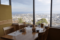 木のぬくもりが心地よいお食事処【山ぎ和】。
絶景を眺めながらのお食事をお楽しみください。 木のぬくもりが心地よいお食事処【山ぎ和】。
絶景を眺めながらのお食事をお楽しみください。