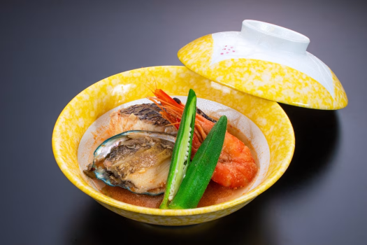 【季節の会席料理】真鯛と鮑のブイヤベース　特製豆乳仕立て（2025年9月末迄）