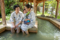 当館前にある中央公園の足湯、タオル1本持っていつでもどうぞ！
