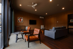 E Type　別棟＋リビング＋ベッドルーム＋シャワー・ドッグラン付き