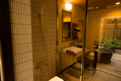 C Type－②（菫）和室＋ベッドルーム＋サンルーム＋露天風呂