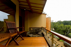 【禁煙室】山吹 134号室 岩露天風呂＋和室6畳＋ツインベッド＋庭テラス