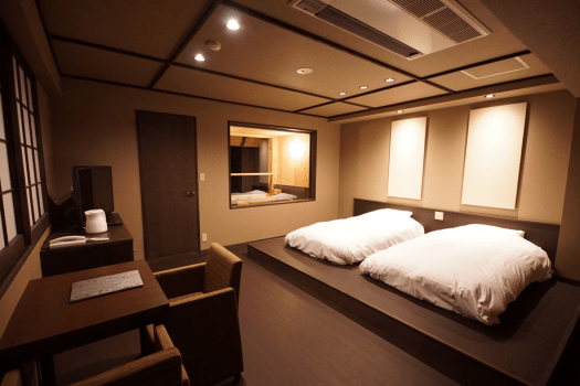 露天風呂付き2名専用特室：2名様専用のこじんまりとしたお部屋です。