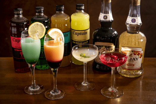 【おもてなし◇夕食時100種以上飲み放題♪】ベースのお酒に好みのドリンクを混ぜオリジナルカクテルも♪