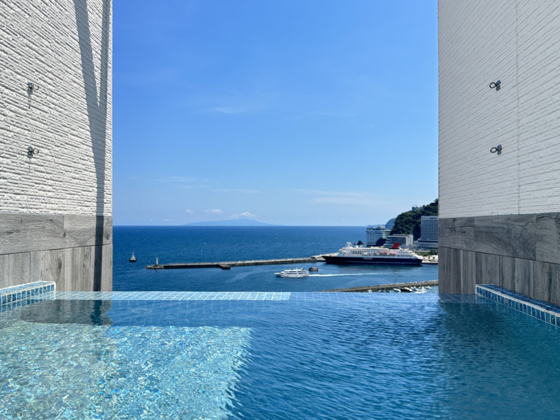 【HP限定チェックアウト11時☆素泊まり】インフィニティ展望露天風呂&源泉かけ流し貸切温泉が人気！貸別荘コンドミニアムプラン♪