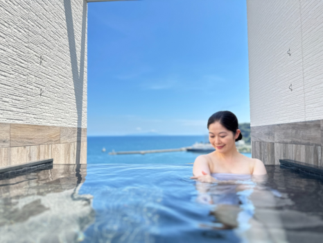 【お部屋で夕食＋朝食ビュッフェ付】霜降り前沢牛ステーキ＆鮮魚店直送の舟盛定食と和洋ビュッフェが人気！