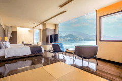 【オーシャンリゾートホテル&スパ うみんぴあ】客室：オーシャングレース スイート