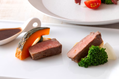 【オーシャンリゾートホテル&スパ うみんぴあ】2025年秋-若狭牛のステーキ- 【オーシャンリゾートホテル&スパ うみんぴあ】2025年秋-若狭牛のステーキ-